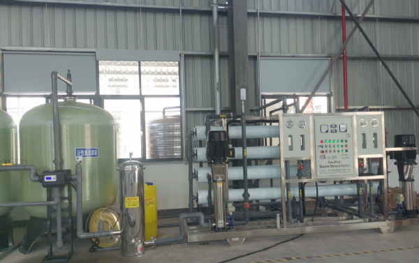 寧波10T雙級(jí)反滲透安裝調(diào)試完成
